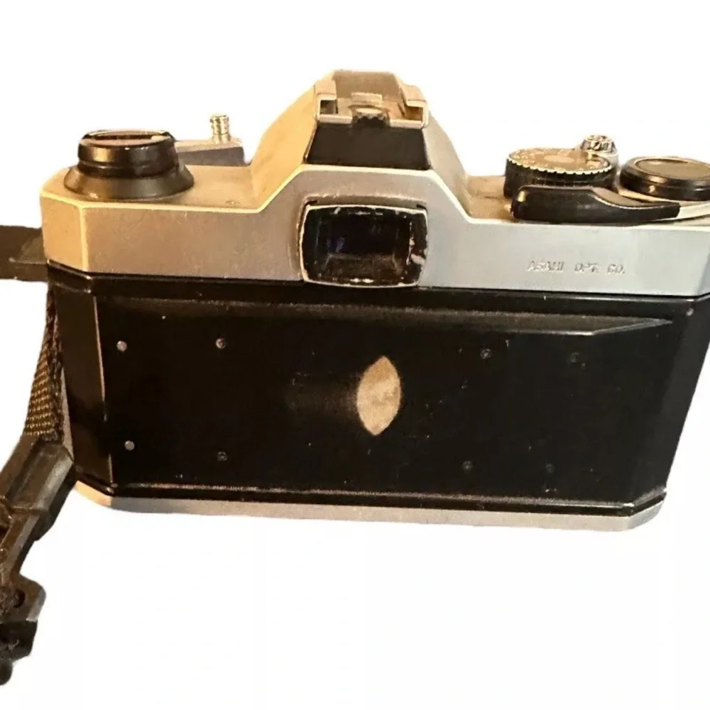 PENTAX ASAHI K1000 35MM Film SLR CAMERA WITH 1:2 50MM LENS Strap Manual WORKING